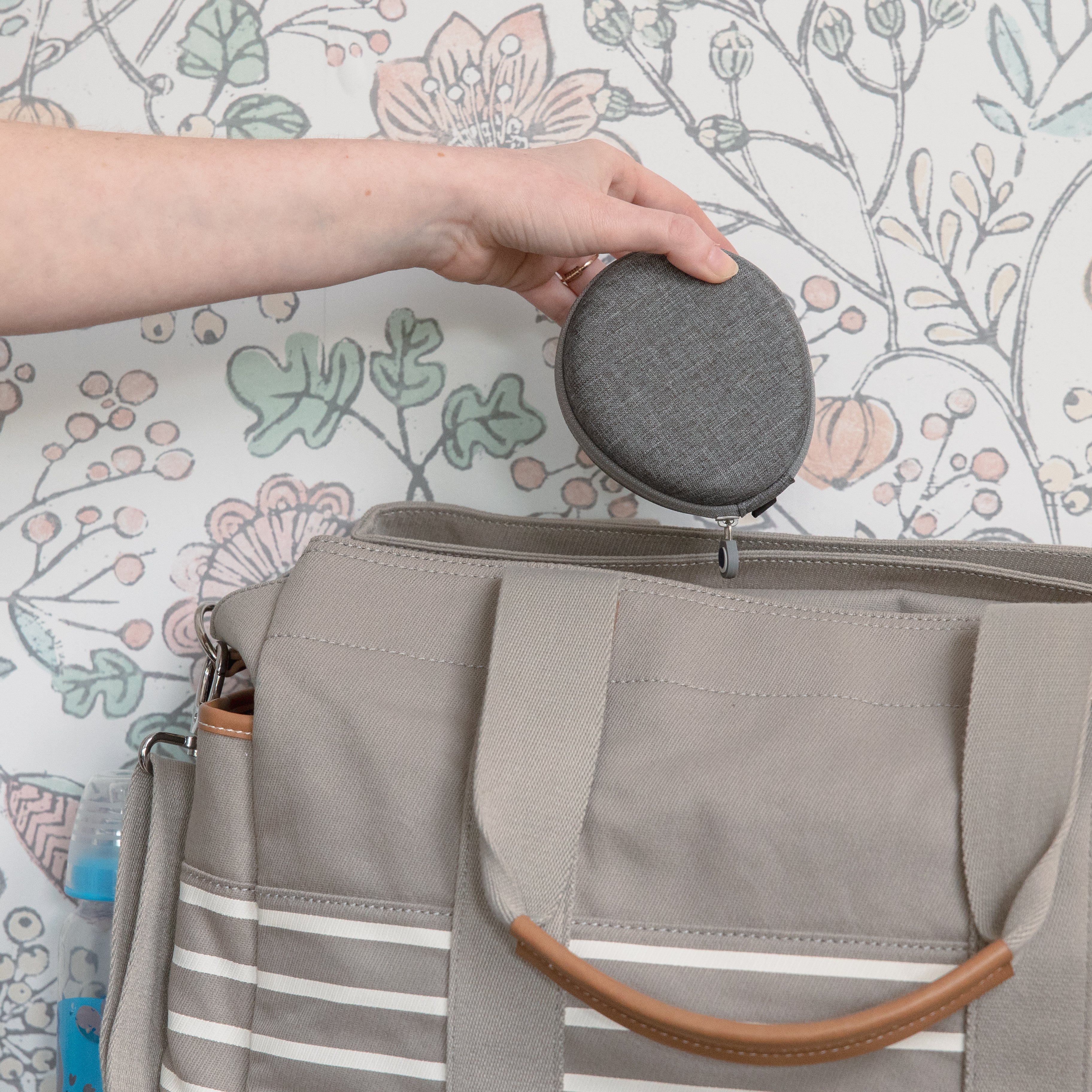 Hushh 2 + Travel Case Bundle - Image 8